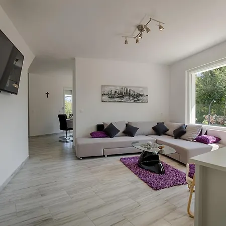 Modern With Pool, Whirpool In Quiet Area - By Traveler Tourist Agency Krk Id 2180 *