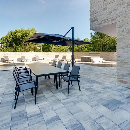 Modern With Heated Pool, Whirpool In Quiet Area - By Traveler Tourist Agency Krk Id 2180