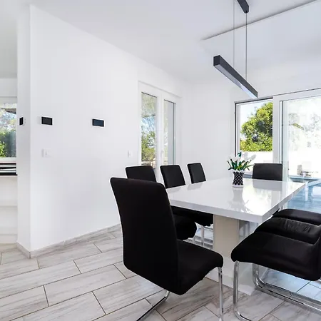 Modern With Heated Pool, Whirpool In Quiet Area - By Traveler Tourist Agency Krk Id 2180