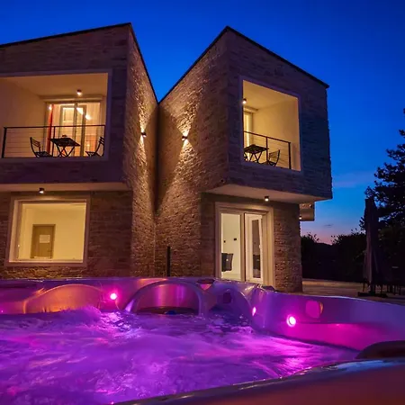 Modern With Heated Pool, Whirpool In Quiet Area - By Traveler Tourist Agency Krk Id 2180 *