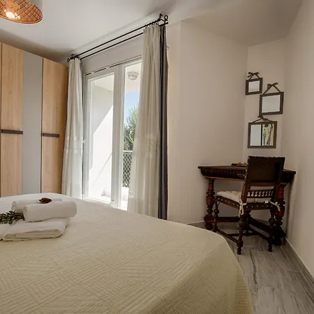 Modern With Pool, Whirpool In Quiet Area - By Traveler Tourist Agency Krk Id 2180 Villa